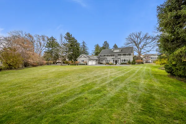 $4,500,000 | 140 Birch Street, Winnetka, IL 60093