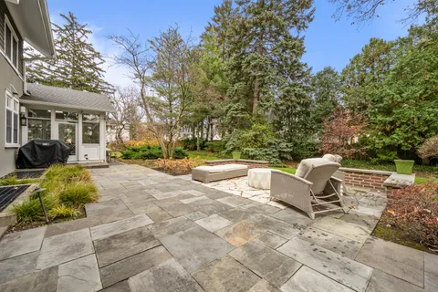 $4,500,000 | 140 Birch Street, Winnetka, IL 60093