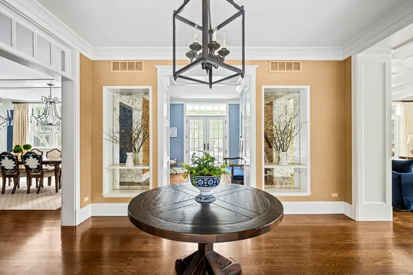 $4,500,000 | 140 Birch Street, Winnetka, IL 60093