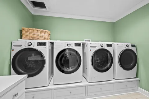 $4,500,000 | 140 Birch Street, Winnetka, IL 60093