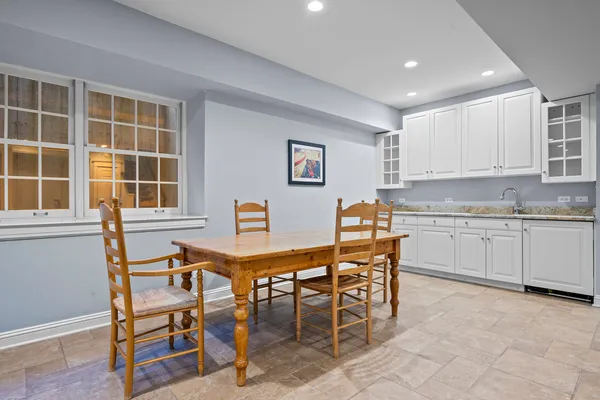 $4,500,000 | 140 Birch Street, Winnetka, IL 60093