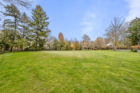 $4,500,000 | 140 Birch Street, Winnetka, IL 60093