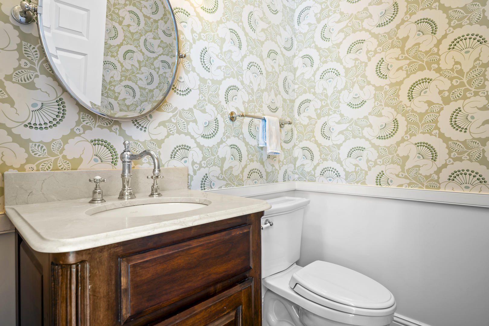 140 Birch Street Winnetka, IL 60093 - Photo 9 of 72