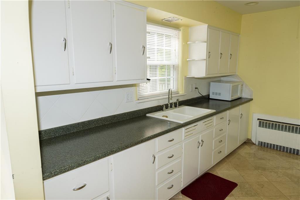 2831 North Limestone Street Springfield, OH 45503 - Photo 9 of 26