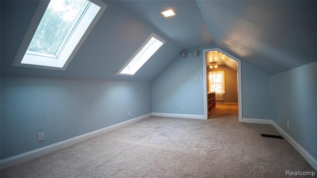 259 Red Oak Lane Rochester Hills, MI 48307 - Photo 15 of 21