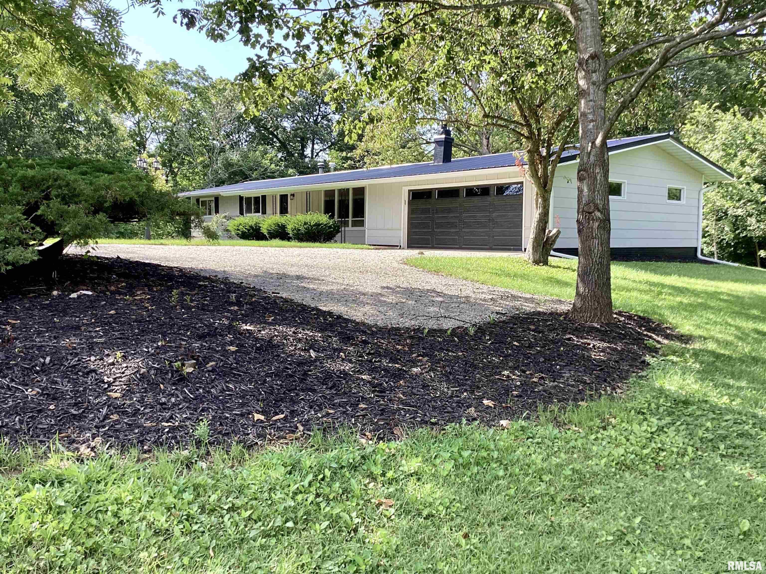 23040 East Ryer Road Farmington, IL 61531 - Photo 13 of 58