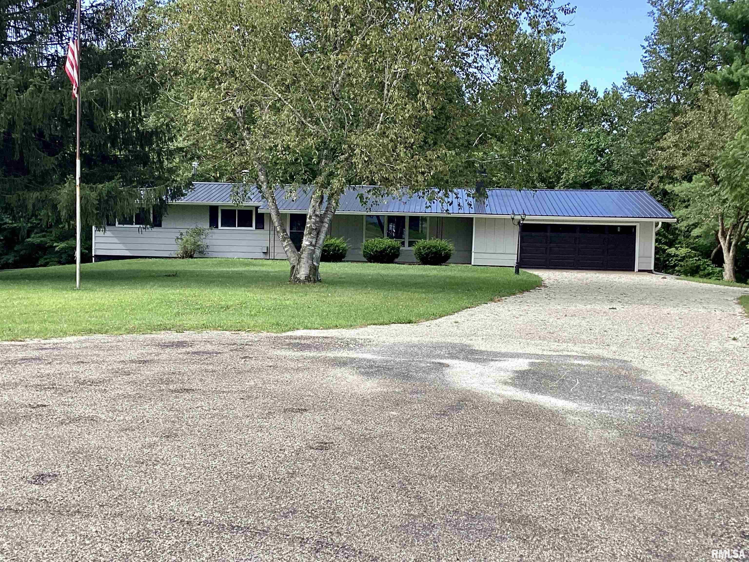 23040 East Ryer Road Farmington, IL 61531 - Photo 8 of 58