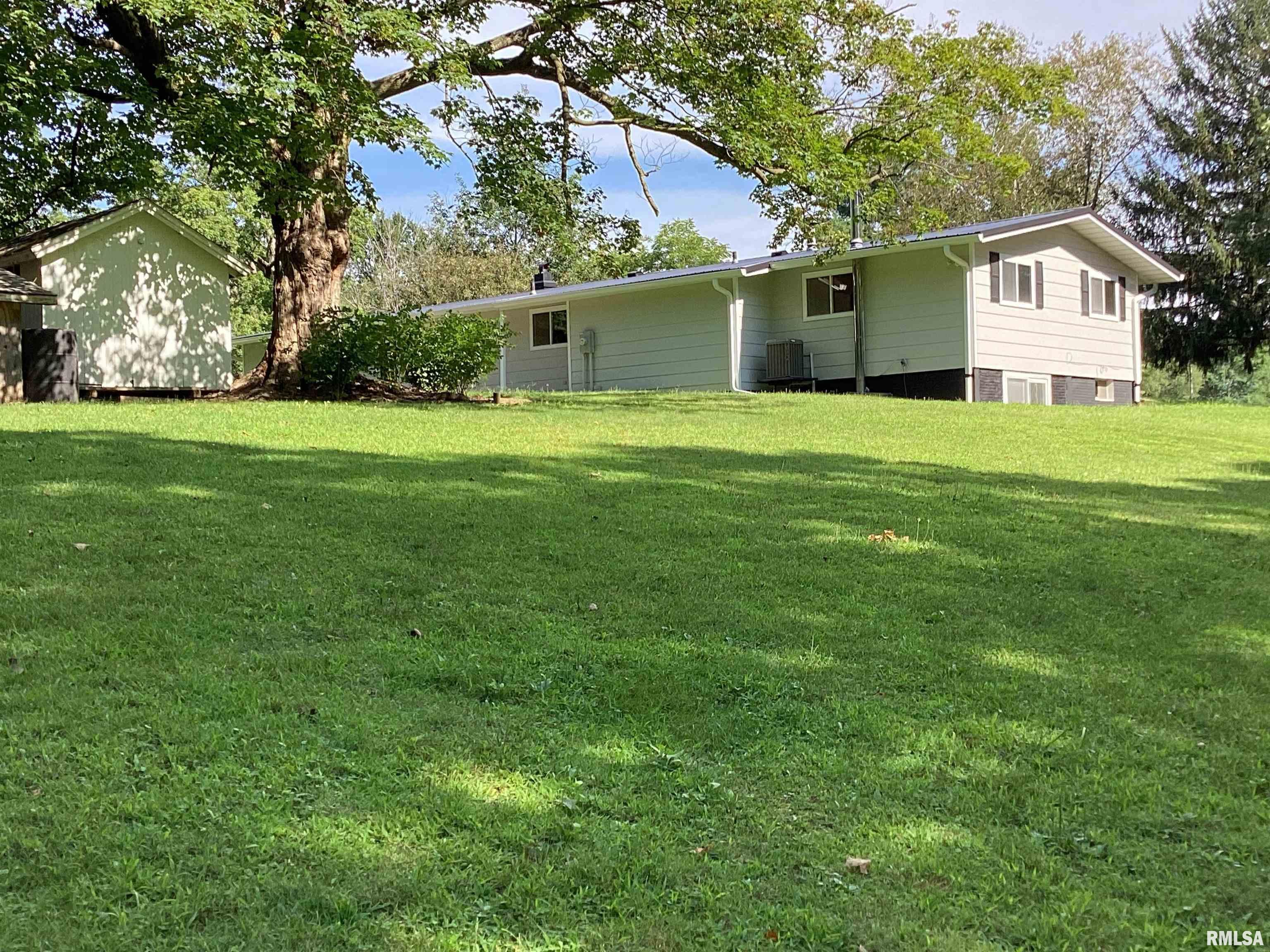23040 East Ryer Road Farmington, IL 61531 - Photo 9 of 58