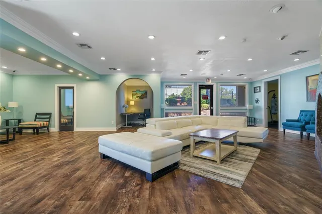 $289,000 | 935 La Posada Drive, Unit 158, Austin, TX 78752