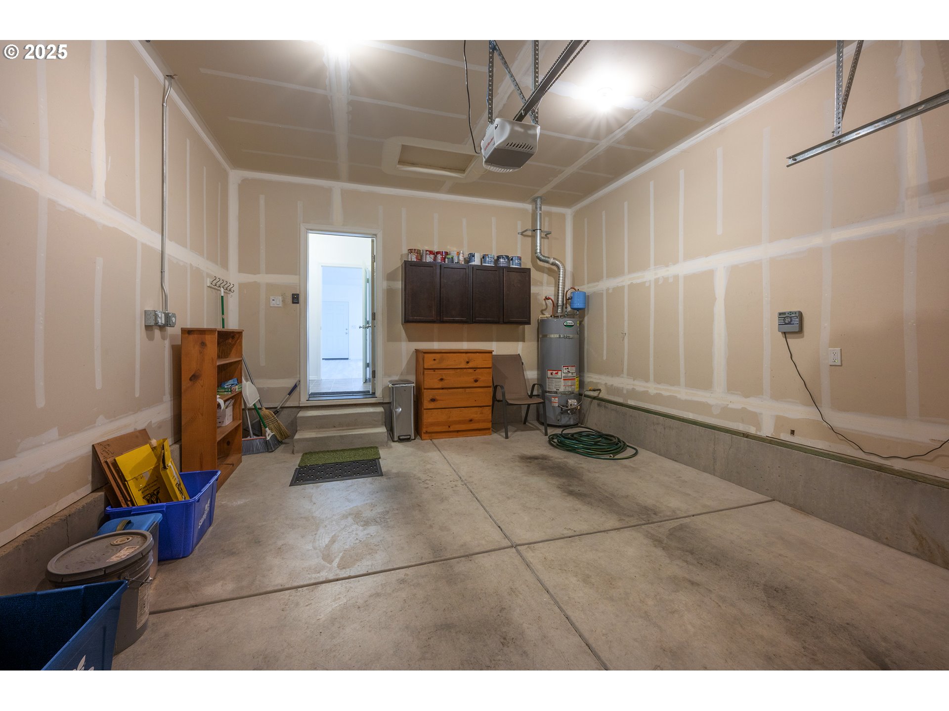 3023 Hummingbird Lane Eugene, OR 97405 - Photo 30 of 31