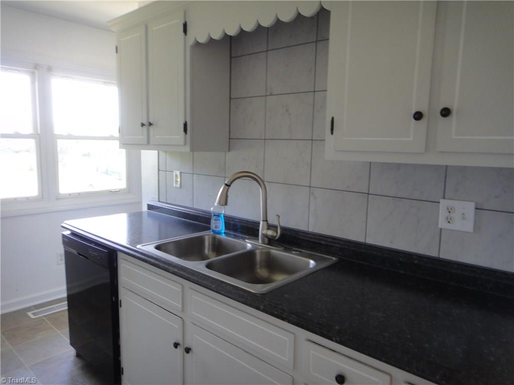 2352 Price Road Eden, NC 27288 - Photo 20 of 29 Gallery Image 20