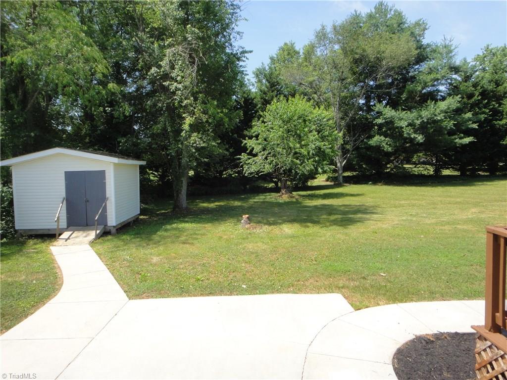 2352 Price Road Eden, NC 27288 - Photo 8 of 29 Gallery Image 8