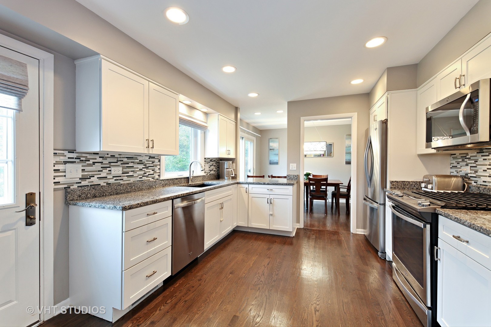 149 Riverside Drive Northfield, IL 60093 - Photo 4 of 15