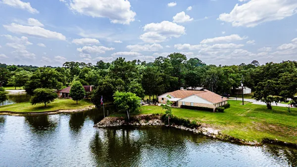 $454,999 | 46 Point Loop, Huntsville, TX 77320