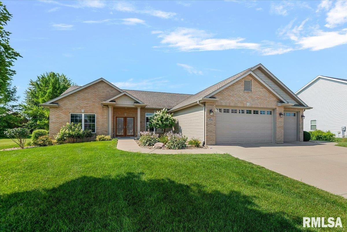 3516 Fernwood Drive Springfield, IL 62711 - Photo 4 of 68