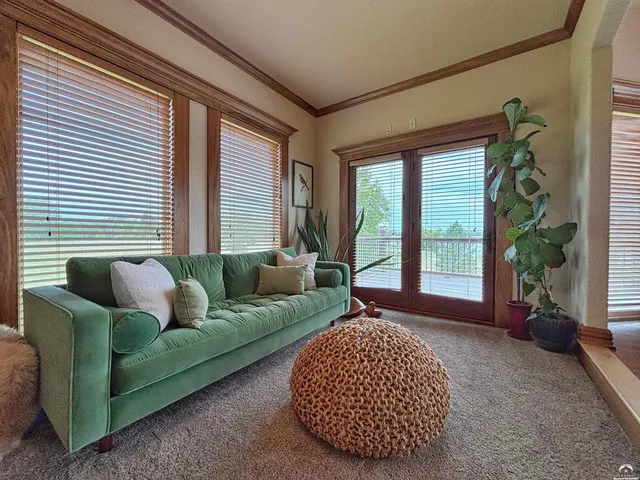 $1,395,000 | 1824 North 700 Road, Baldwin City, KS 66006