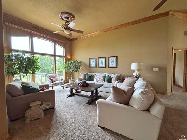 $1,395,000 | 1824 North 700 Road, Baldwin City, KS 66006