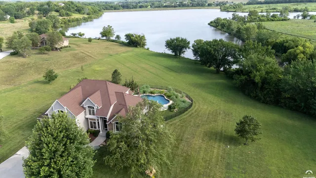 $1,395,000 | 1824 North 700 Road, Baldwin City, KS 66006