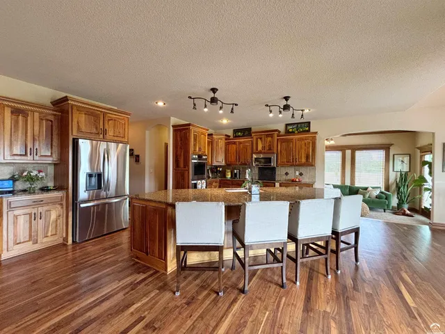 $1,395,000 | 1824 North 700 Road, Baldwin City, KS 66006