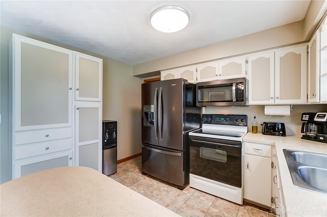 5909 Dayton Springfield Road Springfield, OH 45502 - Photo 18 of 56 Gallery Image 18