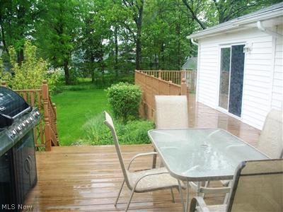 6401 Longridge Road Cleveland, OH 44124 - Photo 12 of 20