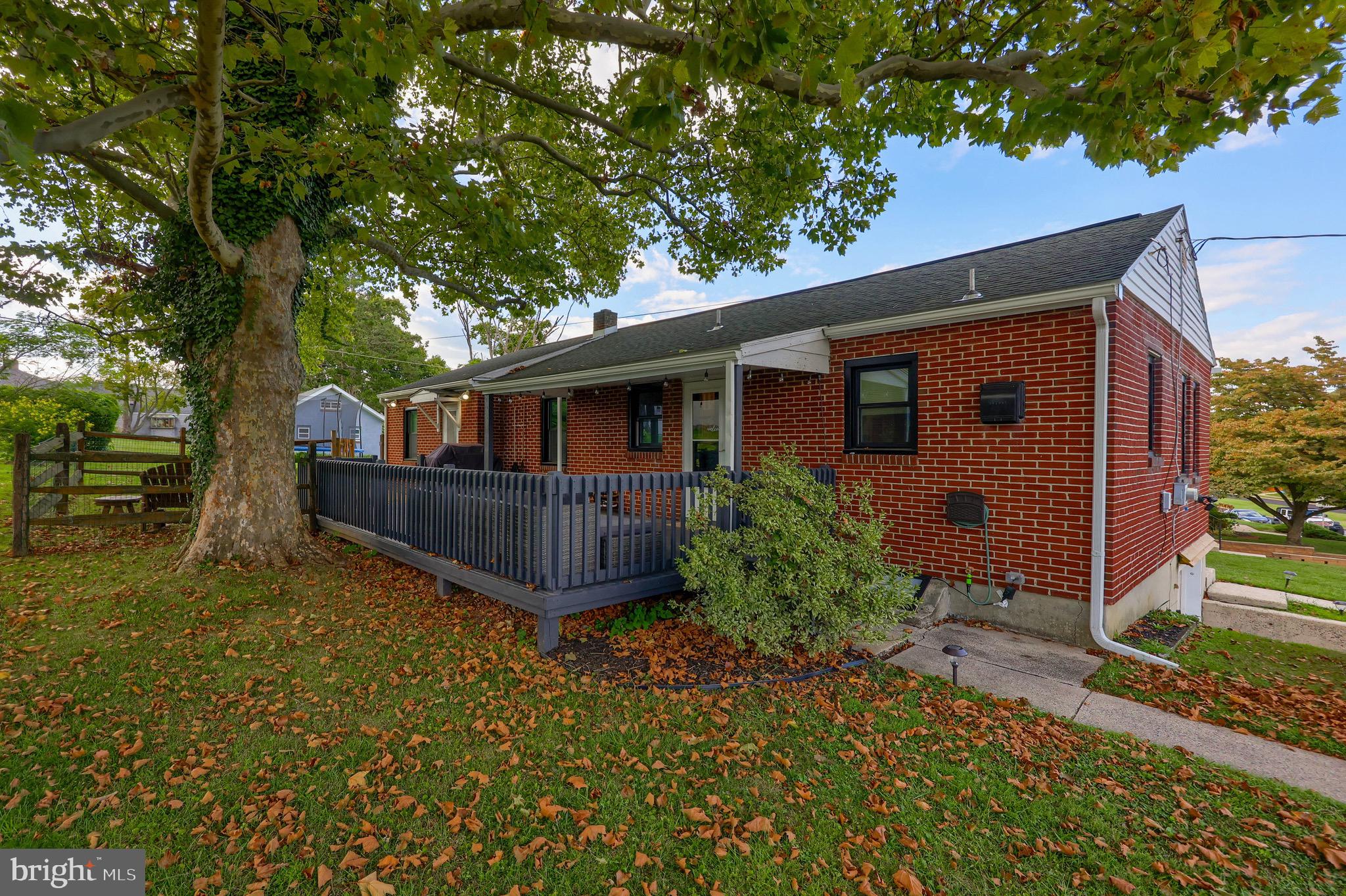1433 Hancock Boulevard Reading, PA 19607 - Photo 3 of 30
