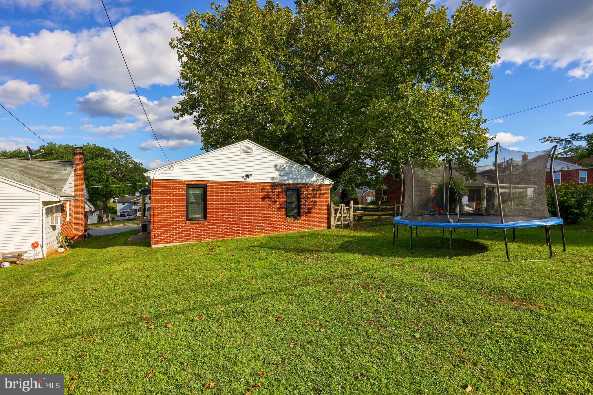 1433 Hancock Boulevard Reading, PA 19607 - Photo 6 of 30