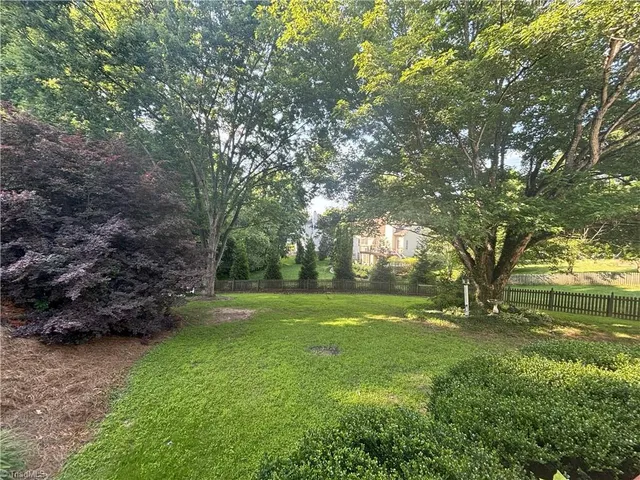 $439,900 | 3019 Grasmere Drive, Greensboro, NC 27410