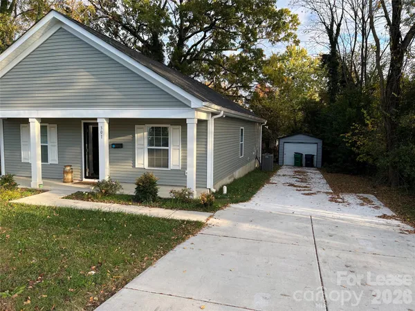 $2,000 | 301 Goff Street, Charlotte, NC 28208