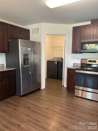 $2,000 | 301 Goff Street, Charlotte, NC 28208