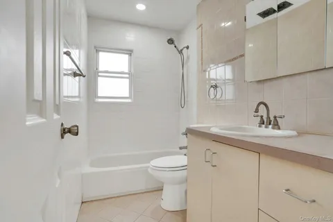 $699,000 | 44 Delaware Avenue, Commack, NY 11725