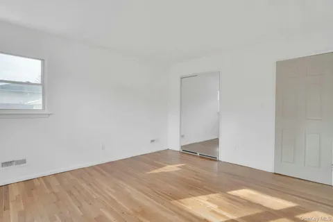 $699,000 | 44 Delaware Avenue, Commack, NY 11725