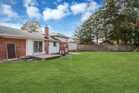 $699,000 | 44 Delaware Avenue, Commack, NY 11725