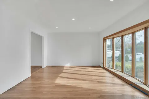 $699,000 | 44 Delaware Avenue, Commack, NY 11725