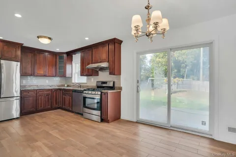 $699,000 | 44 Delaware Avenue, Commack, NY 11725