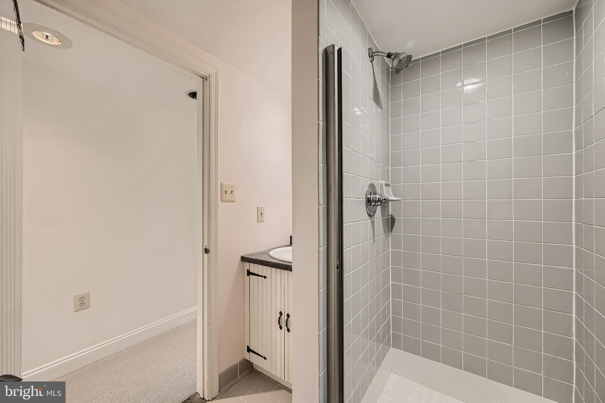 13023 Beaver Dam Road Cockeysville, MD 21030 - Photo 43 of 80 Bath 1 in-law suite with shower