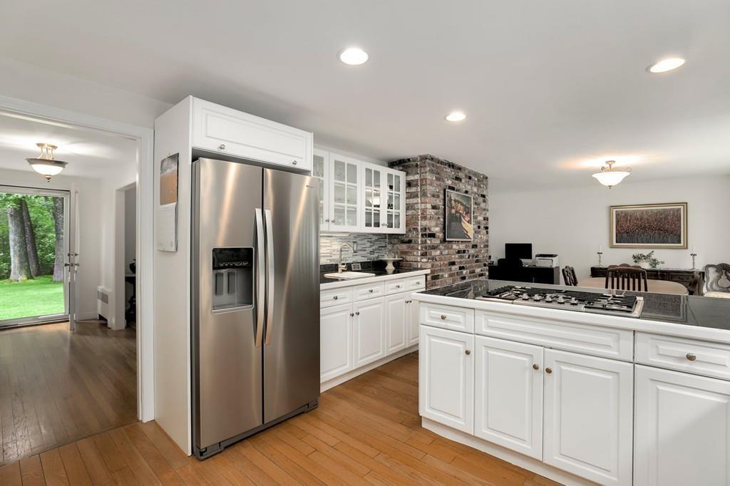 4 Campbell Road Wayland, MA 01778 - Photo 16 of 40