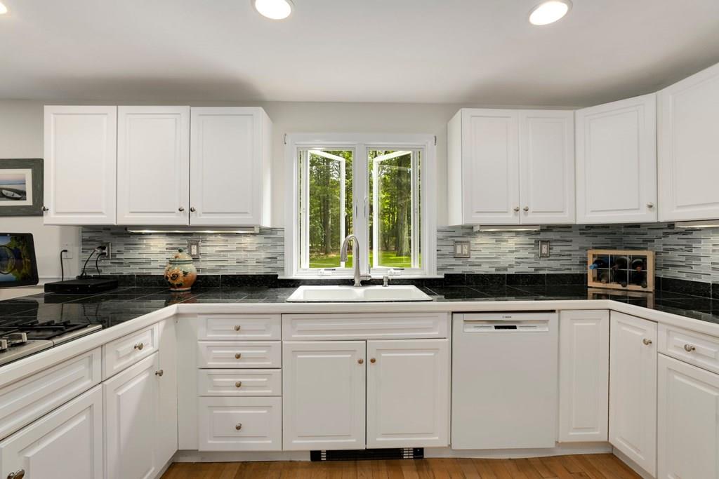 4 Campbell Road Wayland, MA 01778 - Photo 18 of 40