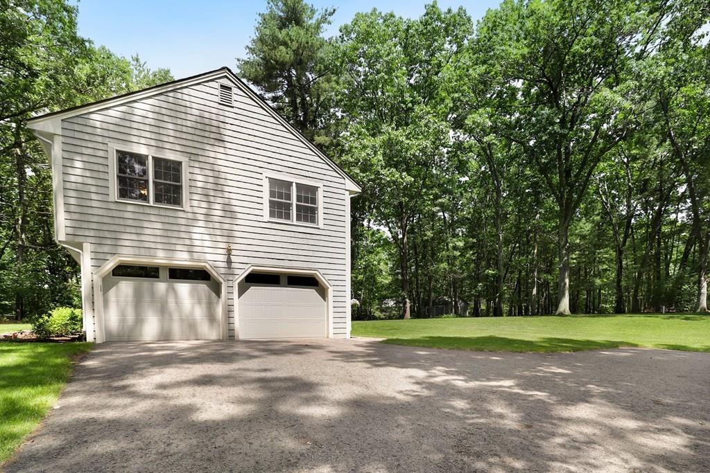 4 Campbell Road Wayland, MA 01778 - Photo 4 of 40