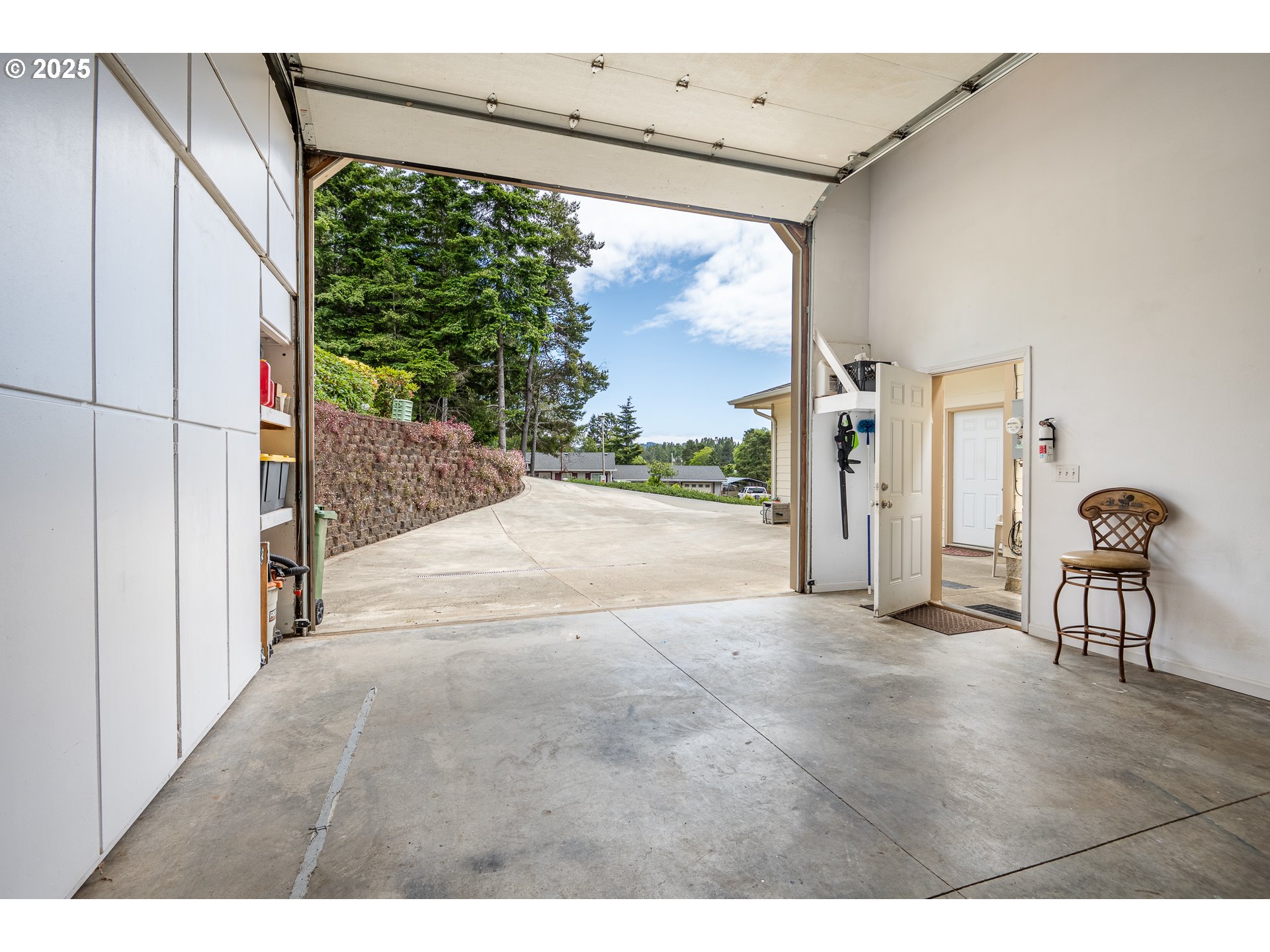 1710 Kristi Loop Lakeside, OR 97449 - Photo 35 of 43