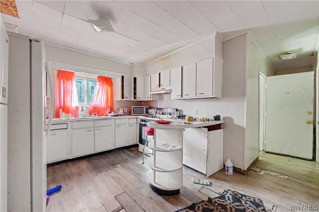 2009 Seneca Street Buffalo, NY 14210 - Photo 21 of 37