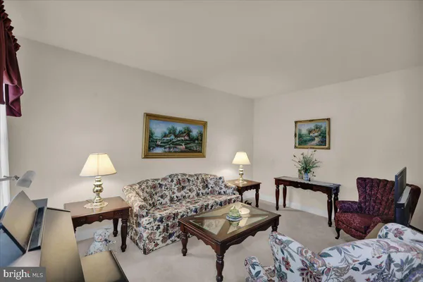 $629,900 | 404 Southfield Drive, Oley, PA 19547