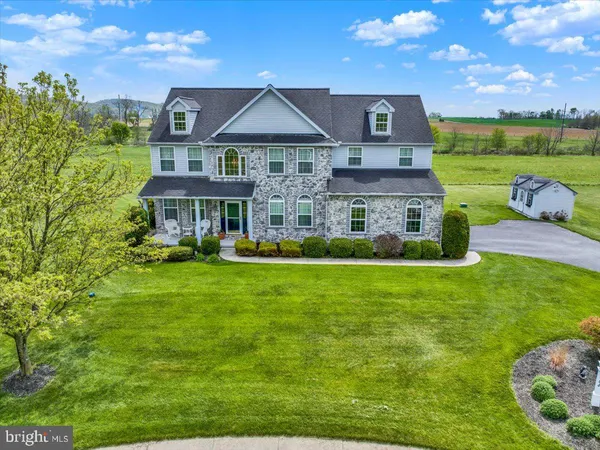 $629,900 | 404 Southfield Drive, Oley, PA 19547