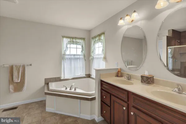 $629,900 | 404 Southfield Drive, Oley, PA 19547