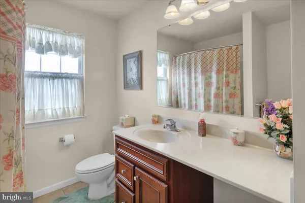 $629,900 | 404 Southfield Drive, Oley, PA 19547