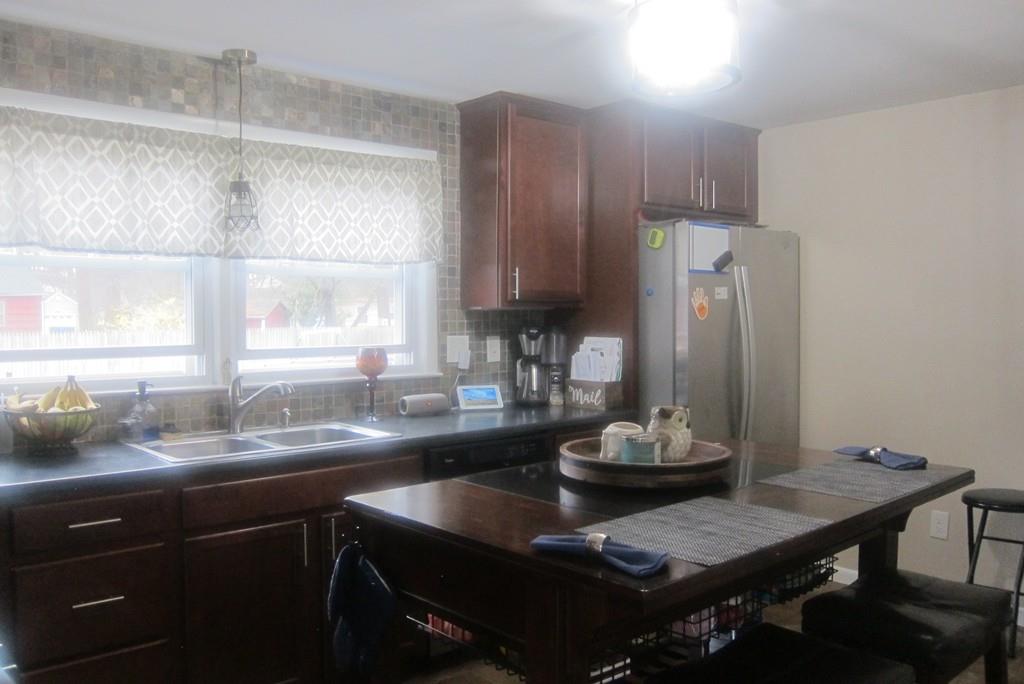 66 Flint Street Springfield, MA 01129 - Photo 12 of 29