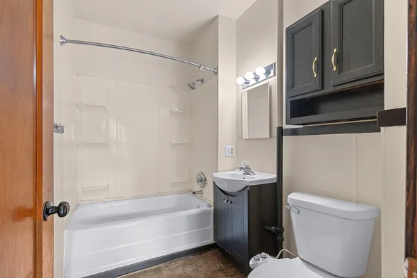 $169,900 | 811 Harvey Street, Green Bay, WI 54302