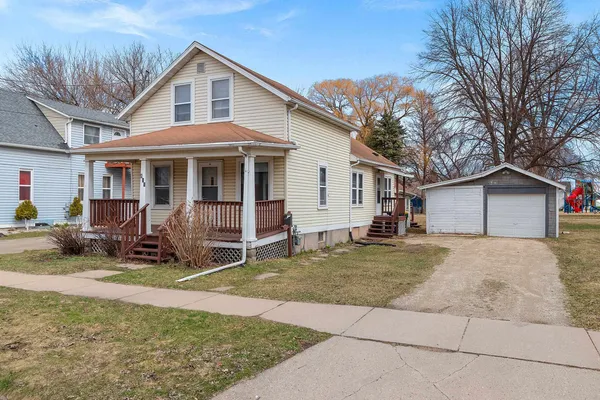 $169,900 | 811 Harvey Street, Green Bay, WI 54302