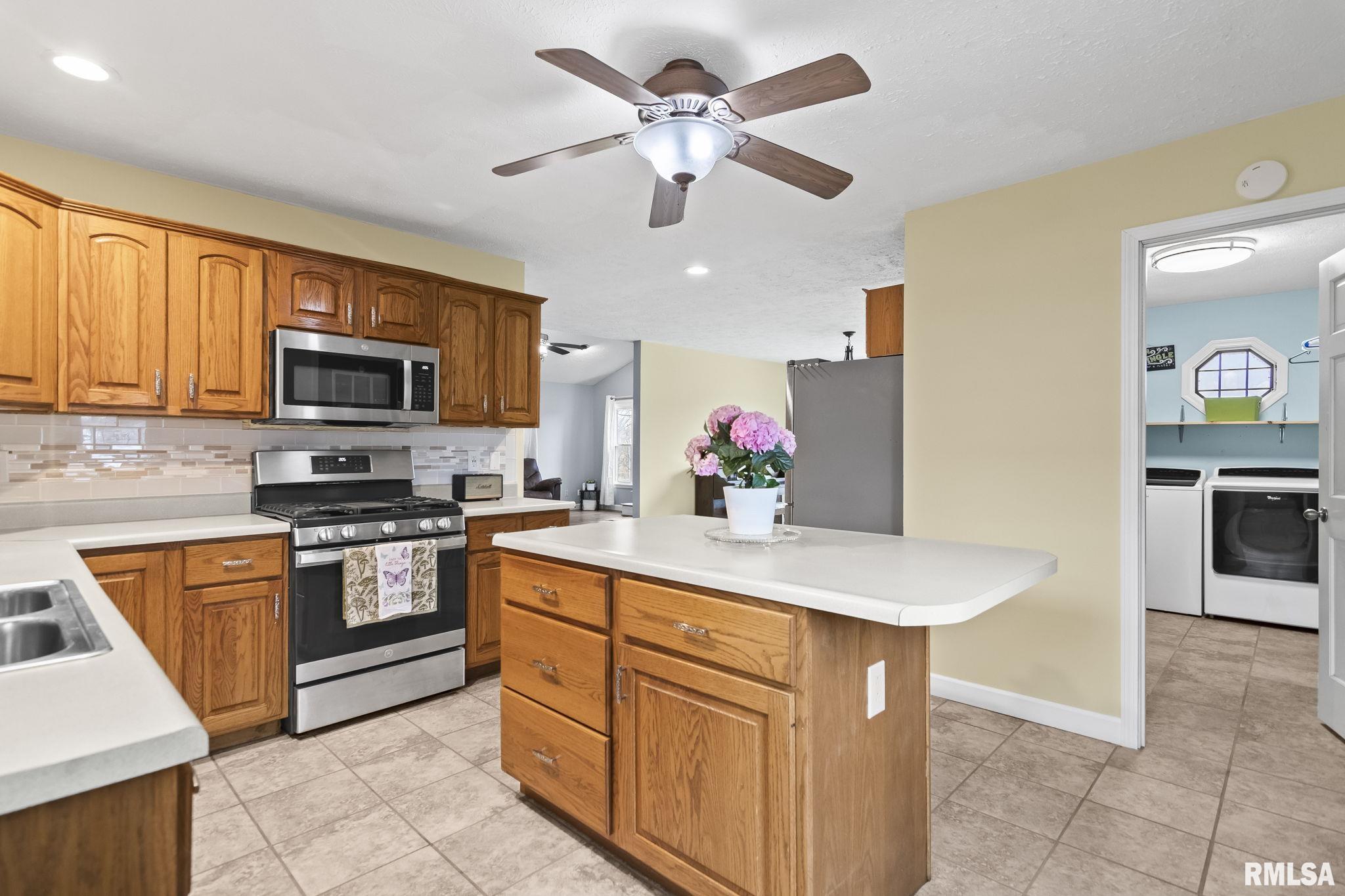 100 Tomahawk Drive Divernon, IL 62530 - Photo 11 of 33