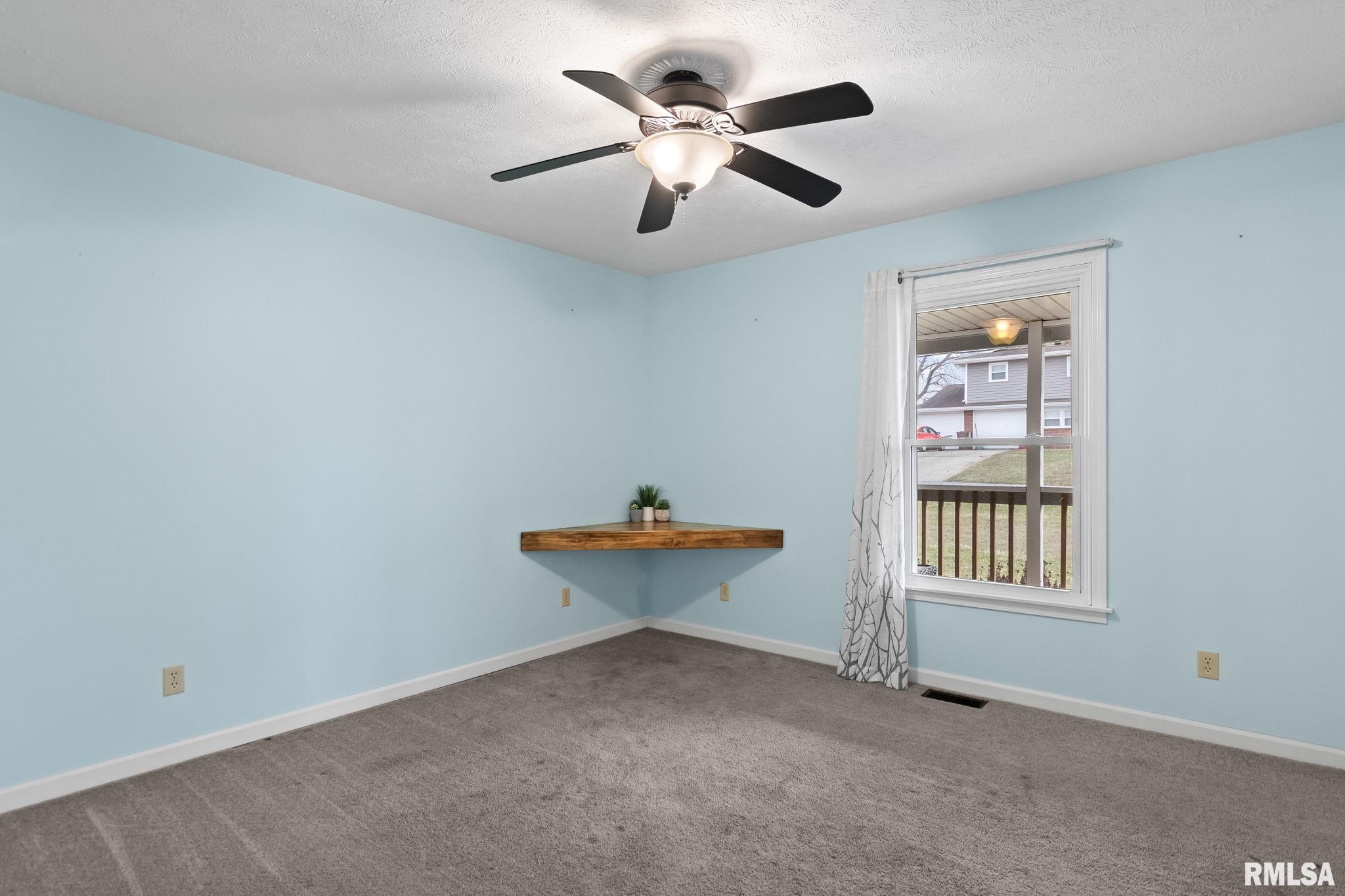 100 Tomahawk Drive Divernon, IL 62530 - Photo 21 of 33